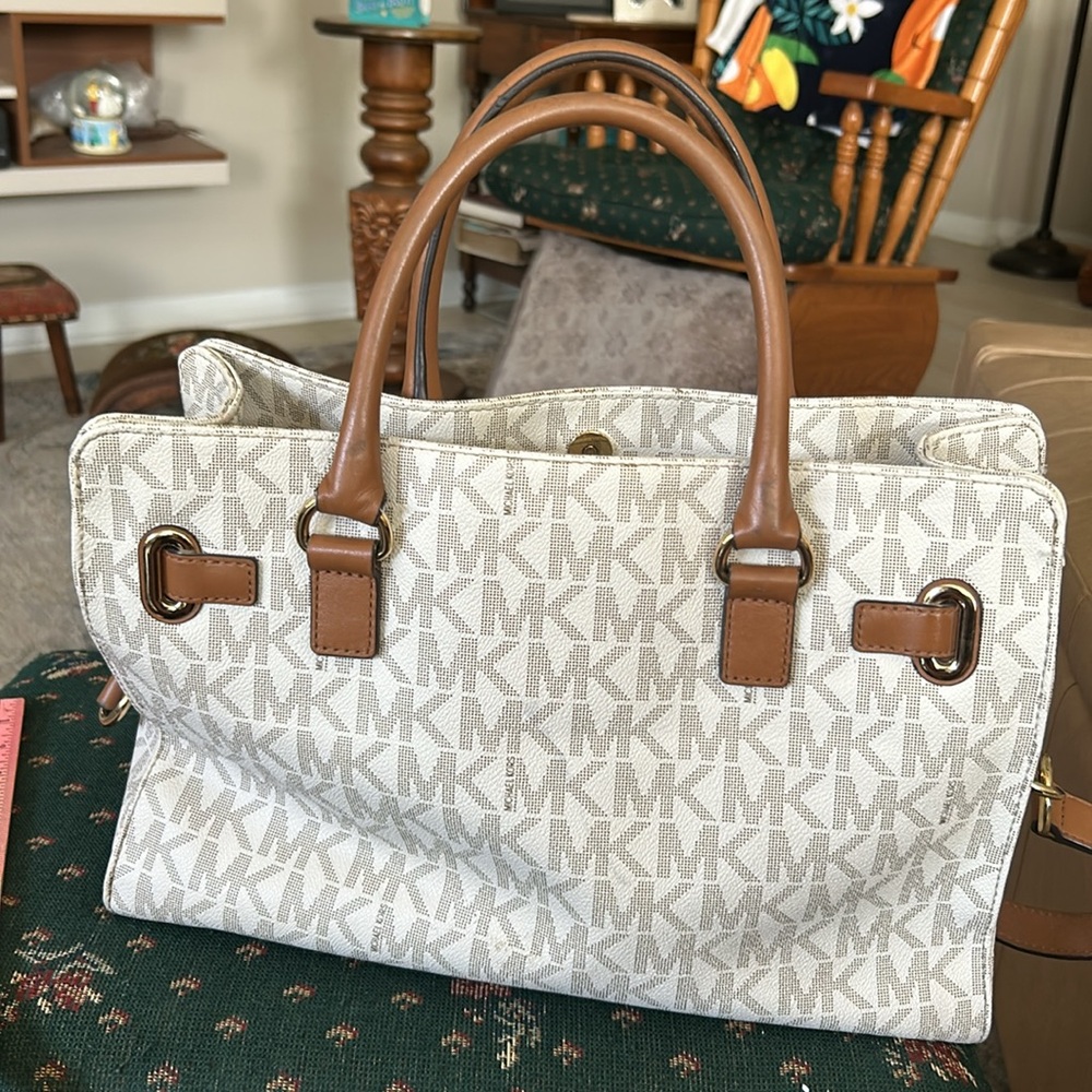 Michael Kors Hamilton cream tote satchel bag 12 x 14 x 6 - Picture 4 of 9
